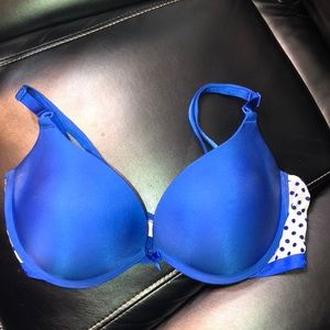 Victoria’s Secret bra size 36D